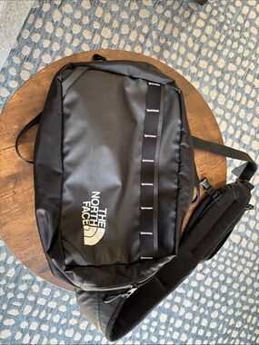 North face base camp voyager sling